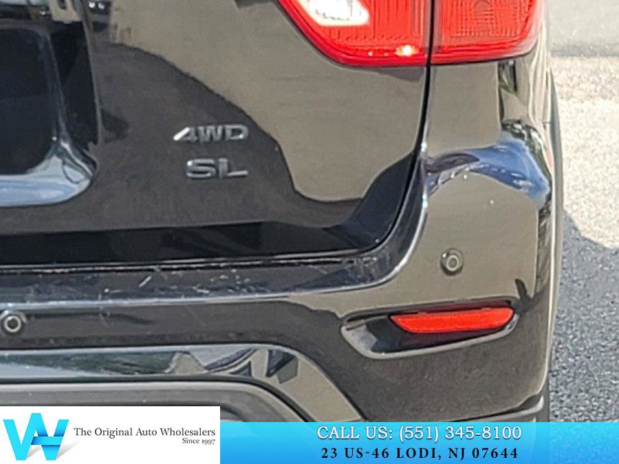 Used 2019 Nissan Pathfinder SL image 10