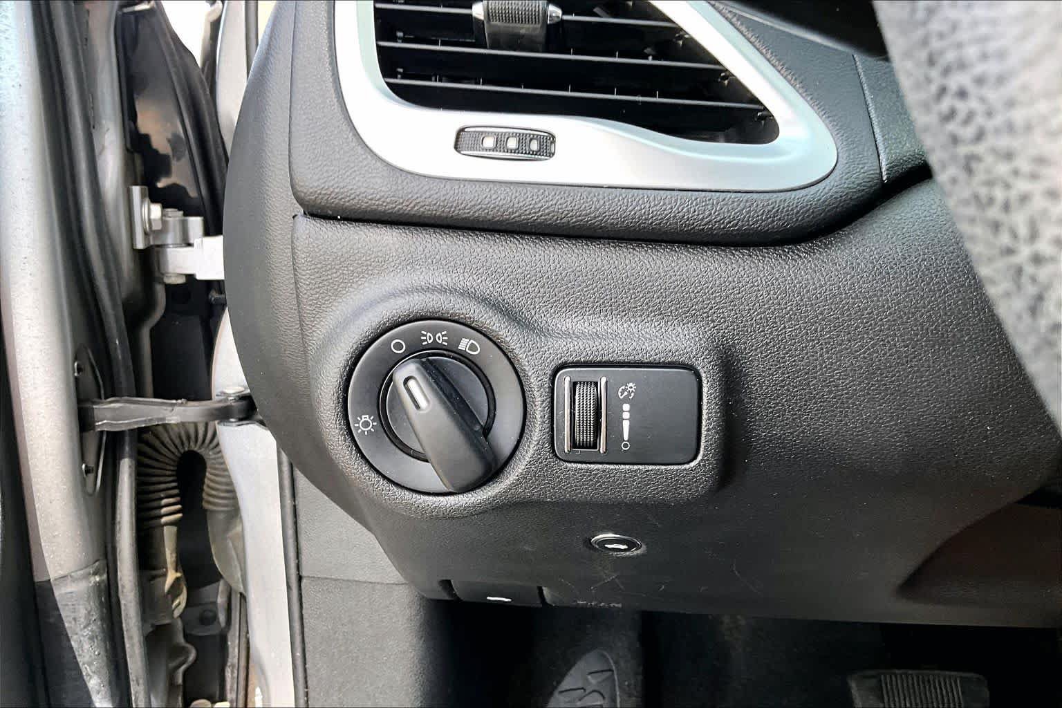 Used 2016 Dodge Dart SE w/ Convenience Group FWD image 32