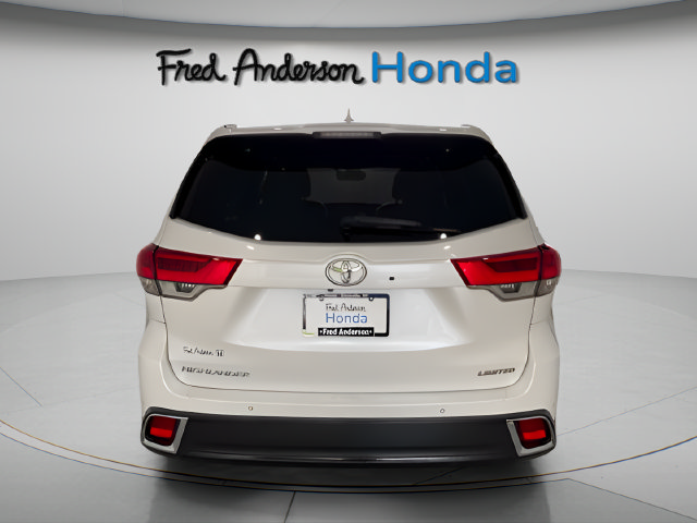 Used 2019 Toyota Highlander Limited FWD image 6