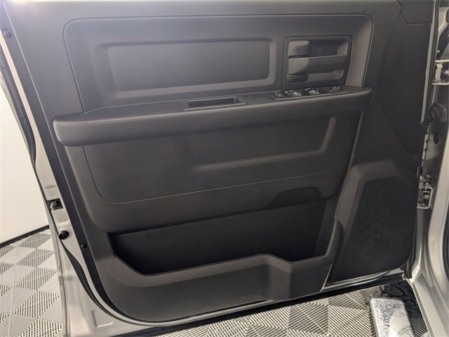 Used 2018 RAM 2500 Tradesman w/ Chrome Appearance Group image 10