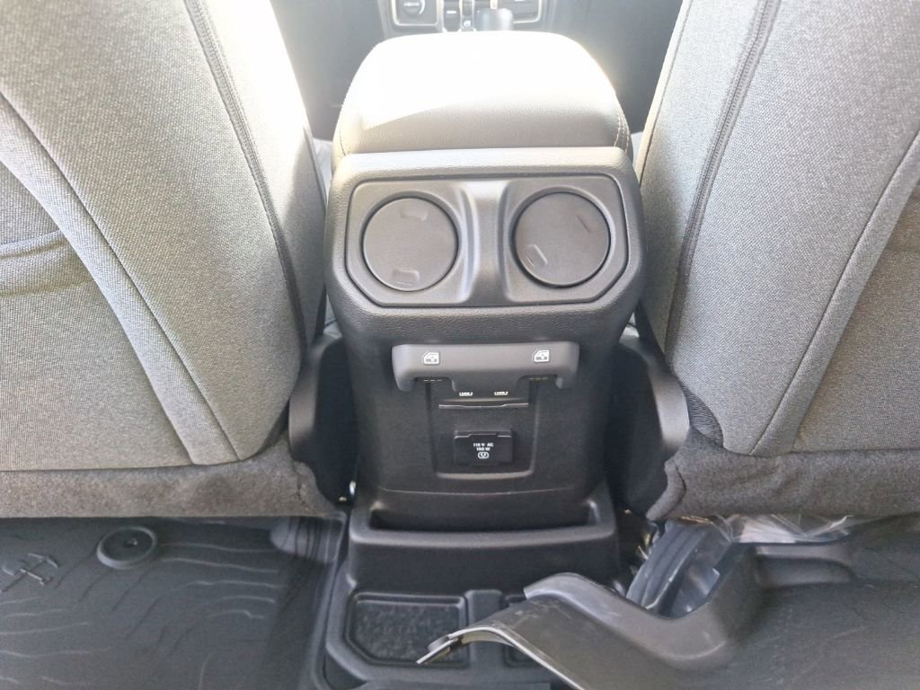 New 2025 Jeep Wrangler Unlimited Sahara image 14