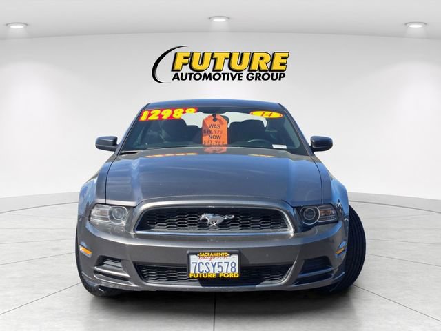 Used 2014 Ford Mustang Coupe image 2