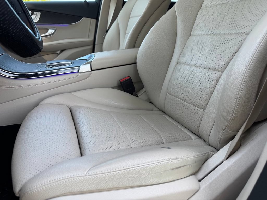 Used 2020 Mercedes-Benz GLC 300 4MATIC image 18
