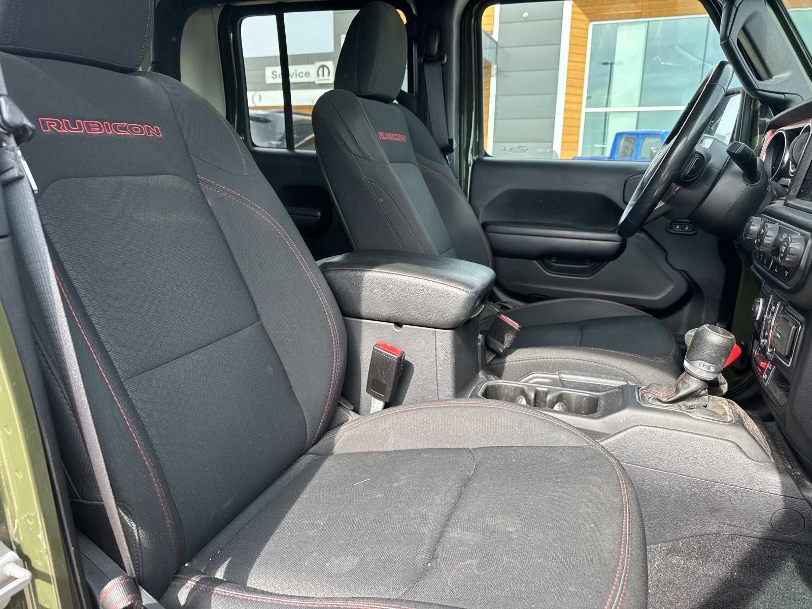 Used 2021 Jeep Gladiator Rubicon AWD/4WD image 11