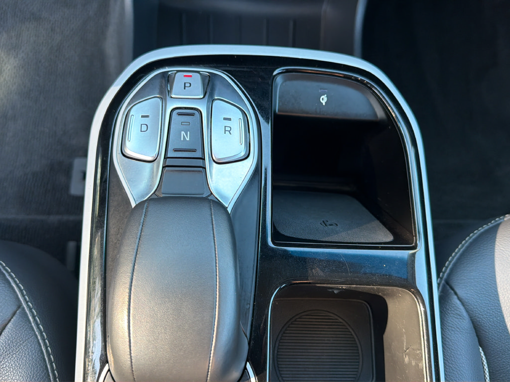 Used 2019 Hyundai Ioniq Limited FWD image 28
