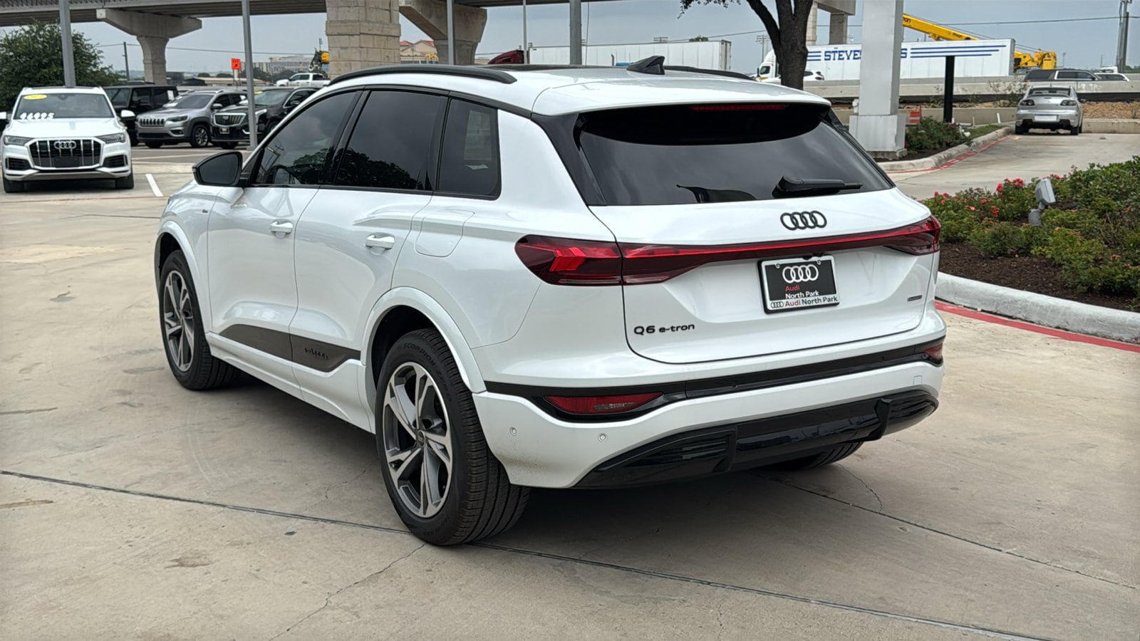 New 2027 Audi Q6 e-tron Premium Plus AWD/4WD image 5