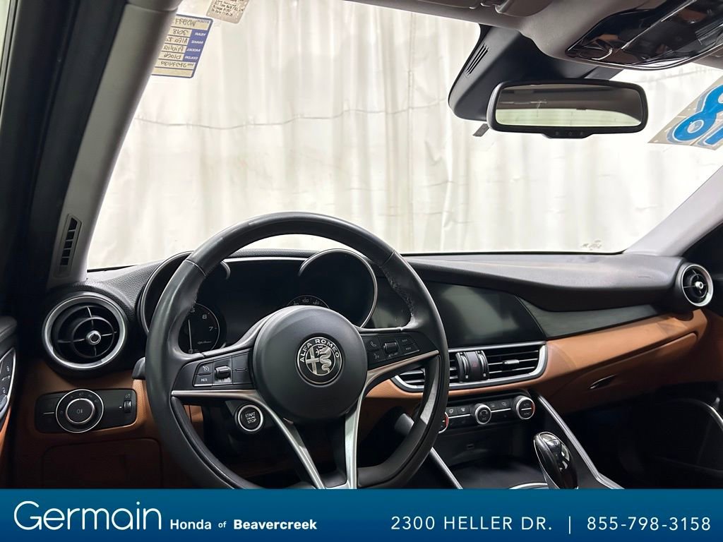 Used 2018 Alfa Romeo Giulia AWD image 15