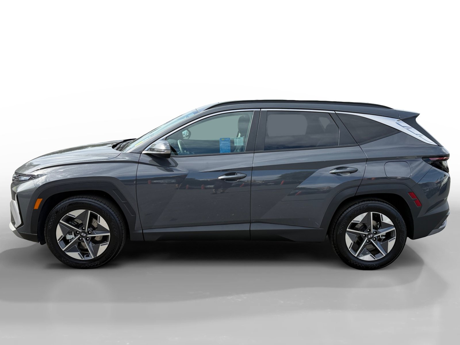 Certified 2025 Hyundai Tucson SEL FWD image 2