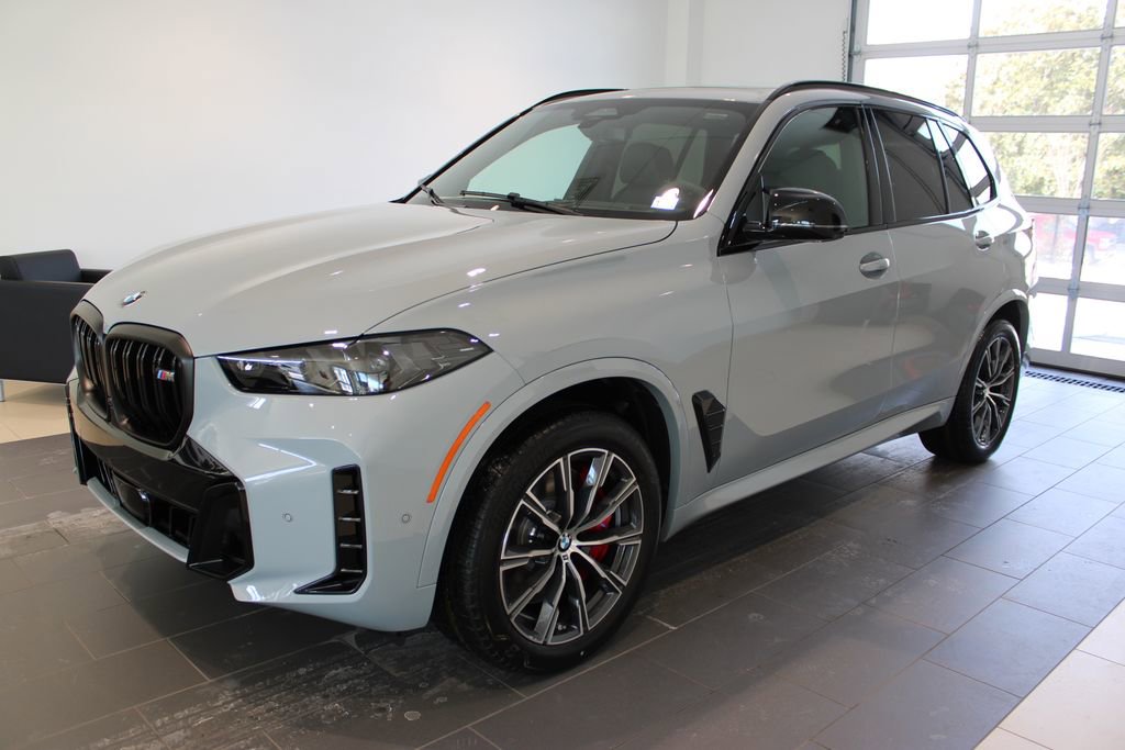 New 2026 BMW X5 M60i w/ Climate Comfort Package image 10