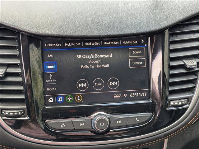 Used 2022 Chevrolet Trax LT w/ Sport Edition image 13