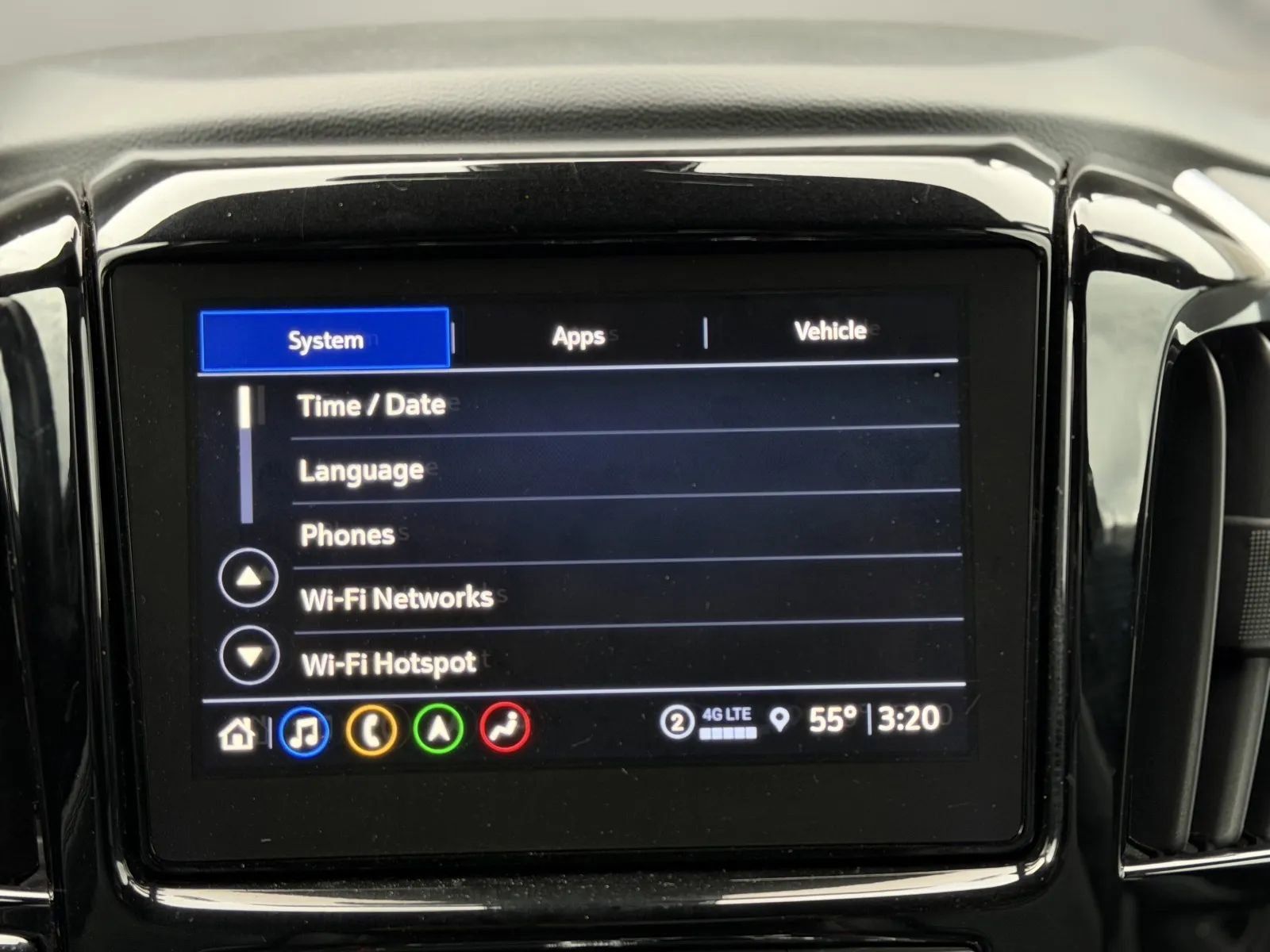 Used 2024 Chevrolet Traverse RS image 35