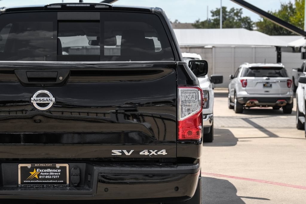 Used 2022 Nissan Titan SV w/ Accessory Utility Package AWD/4WD image 47