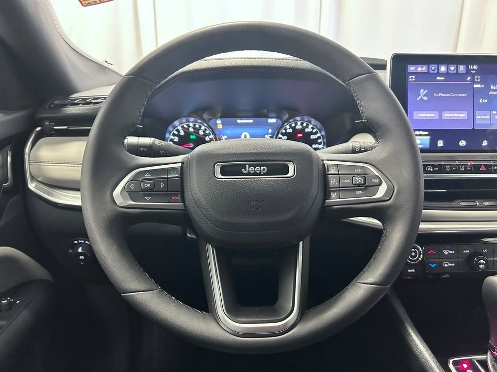 Used 2024 Jeep Compass Limited image 9