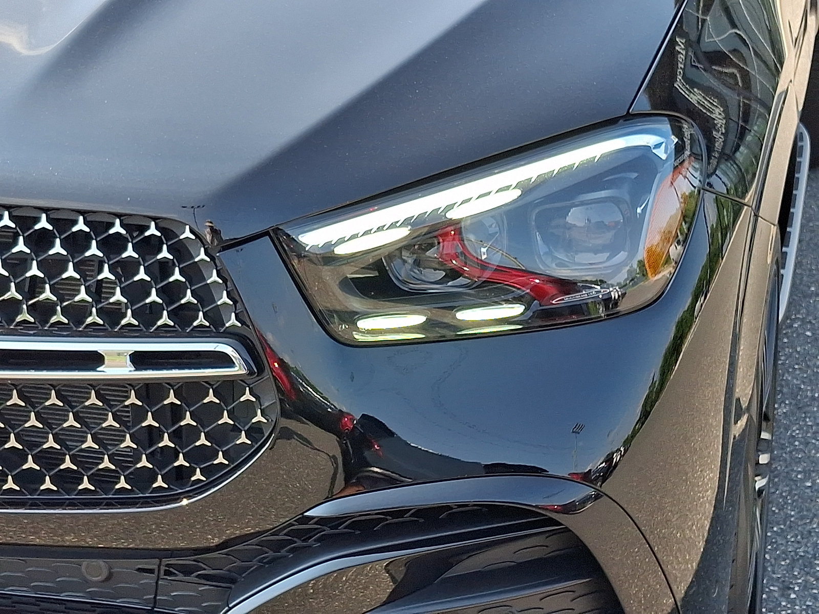 Used 2025 Mercedes-Benz GLE 580 4MATIC image 9