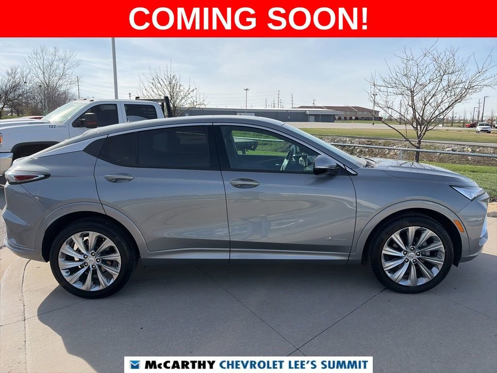 Used 2025 Buick Envista Avenir image 16