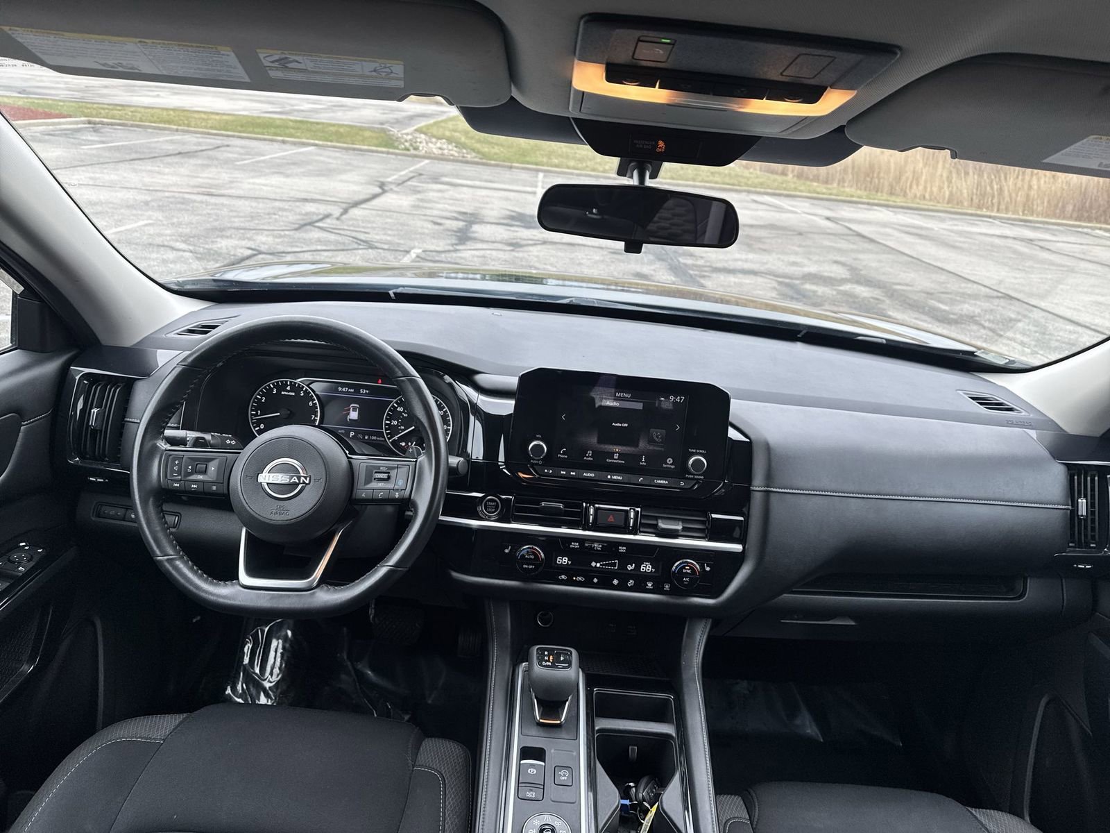 Used 2022 Nissan Pathfinder SV image 13