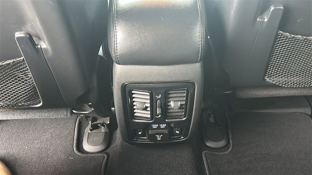 Used 2020 Dodge Durango R/T w/ Blacktop Package RWD image 30