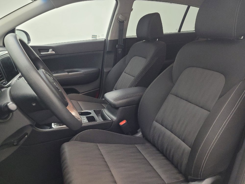 Used 2020 Kia Sportage LX FWD image 17