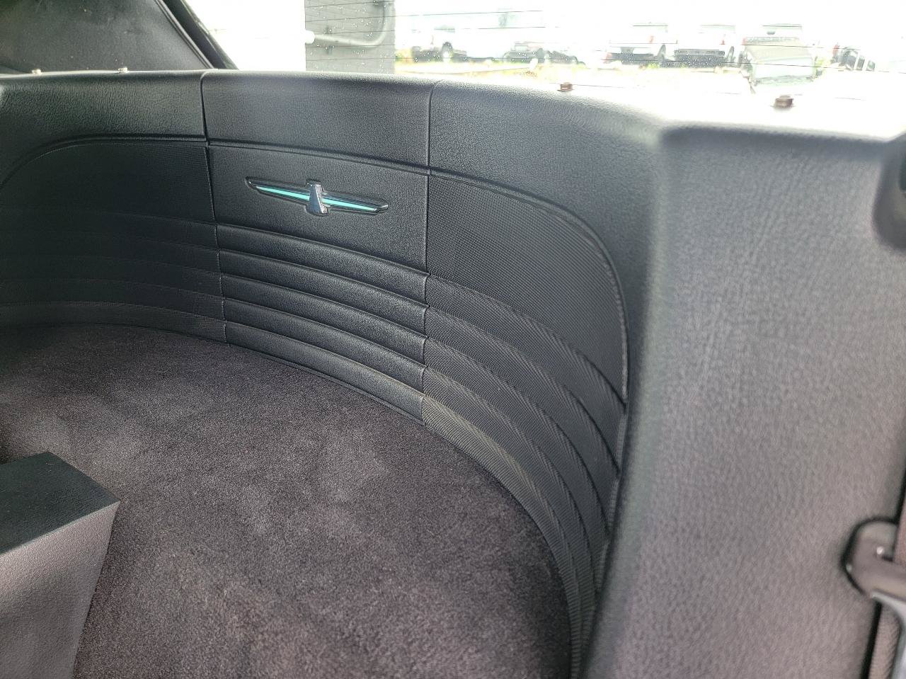 Used 2004 Ford Thunderbird RWD image 28