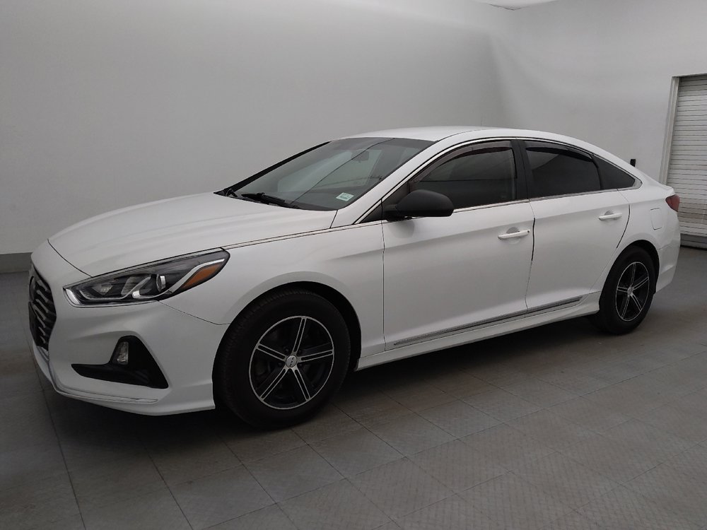 Used 2019 Hyundai Sonata SE image 2