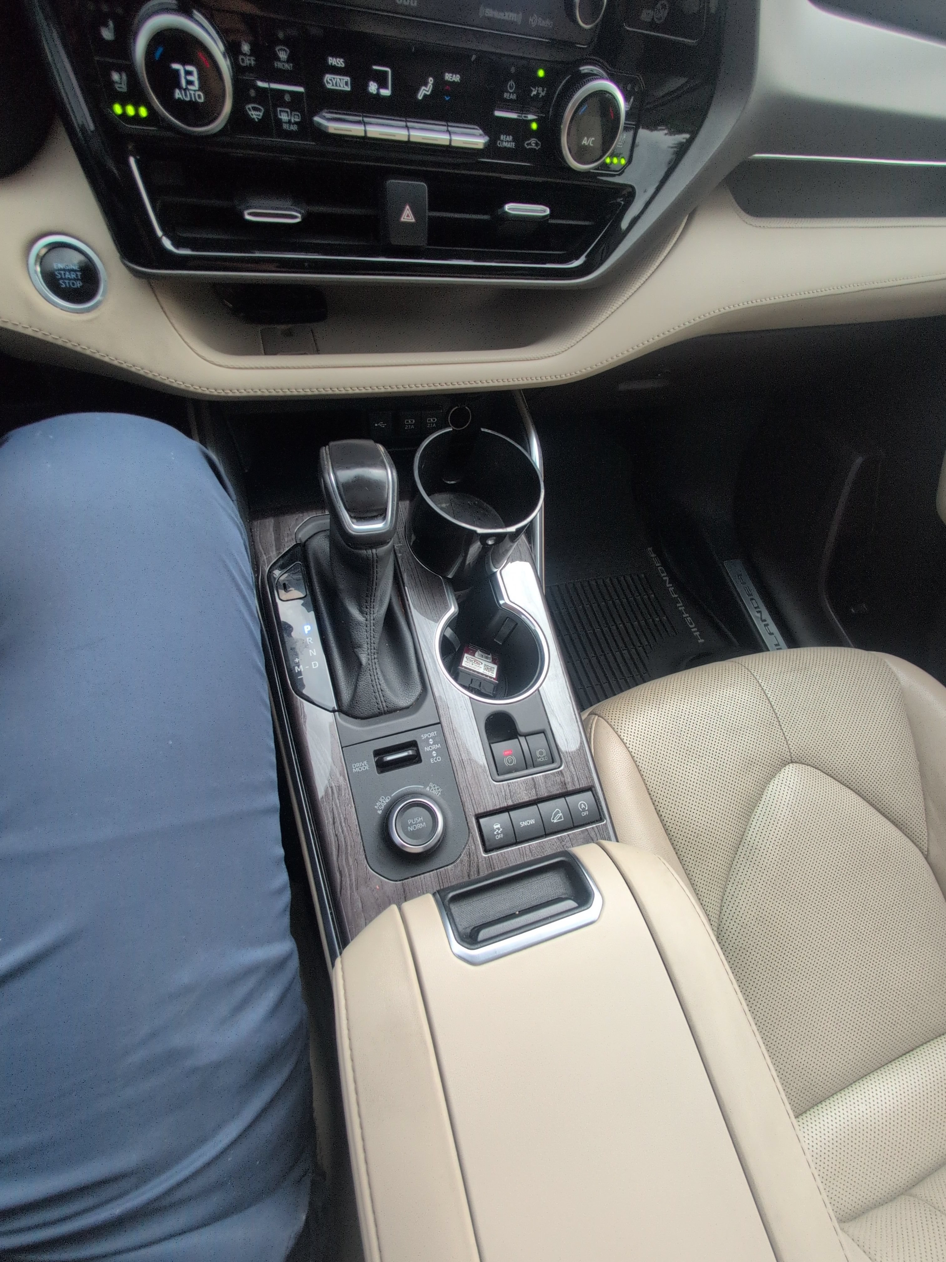 Used 2020 Toyota Highlander Limited AWD/4WD image 9