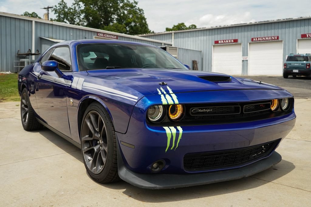Used 2022 Dodge Challenger R/T Scat Pack RWD image 37