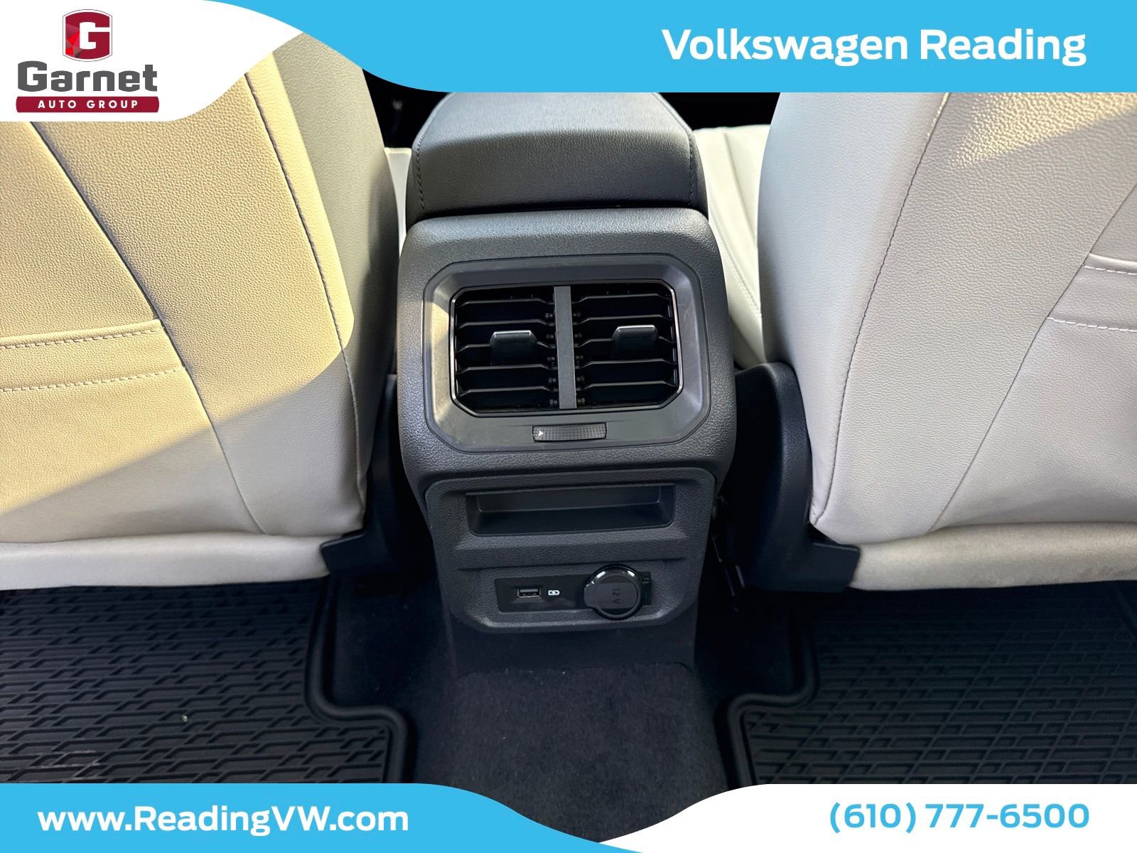 Used 2020 Volkswagen Tiguan SE R-Line image 34