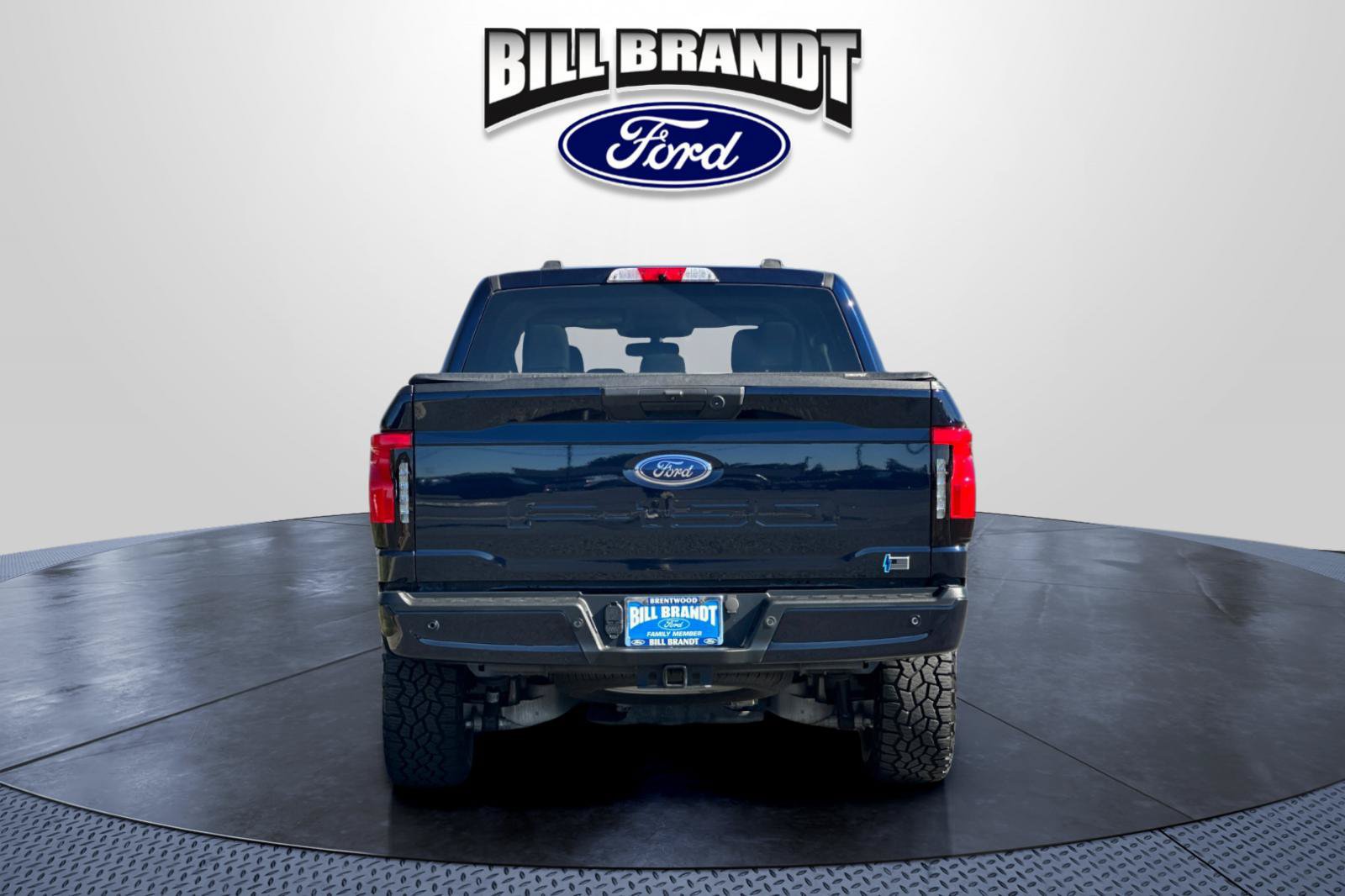 Used 2023 Ford F150 Lightning XLT AWD/4WD image 4