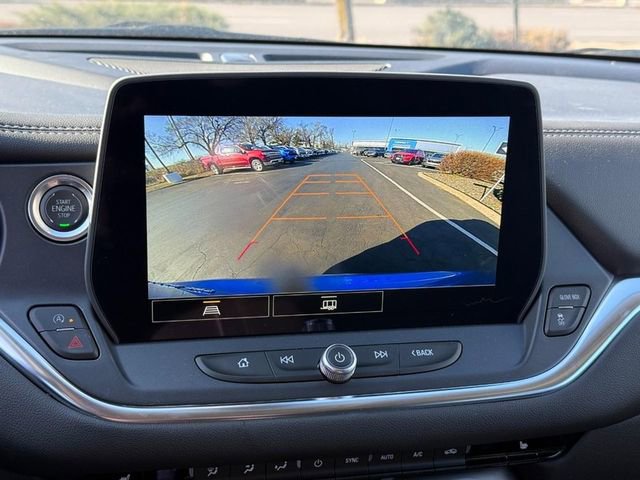 Used 2025 Chevrolet Blazer LT image 25