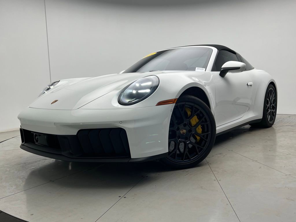 Used 2025 Porsche 911 Targa 4 GTS image 27