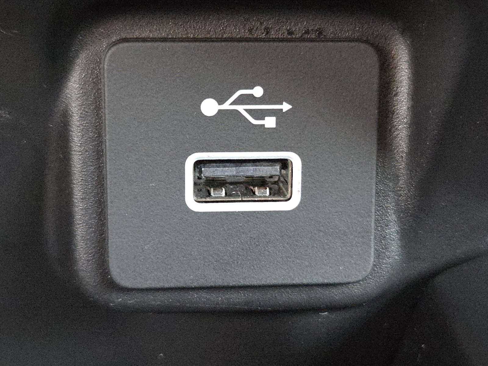 Certified 2024 Honda HR-V Sport image 9