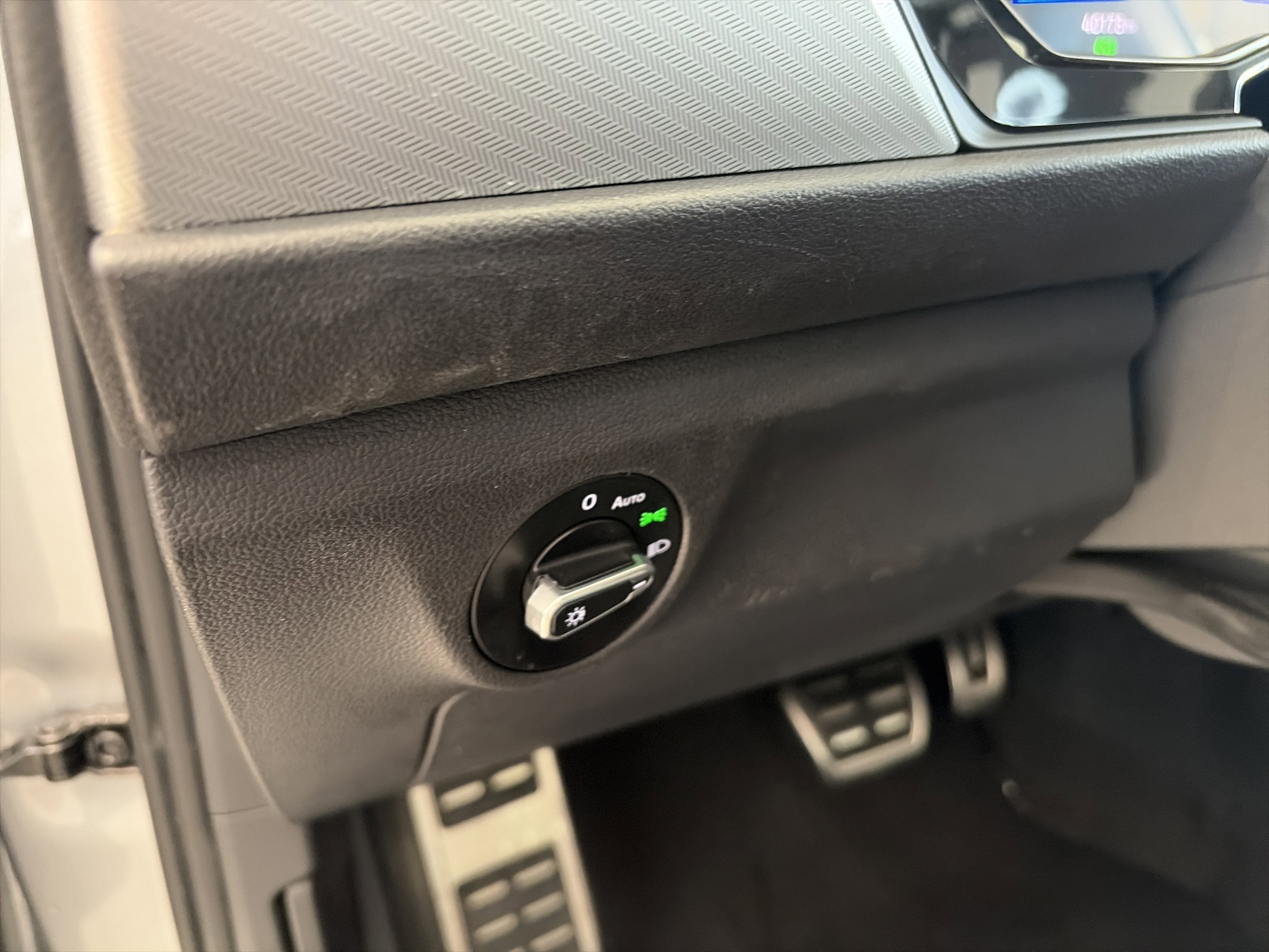 Certified 2023 Volkswagen Jetta Sport image 20