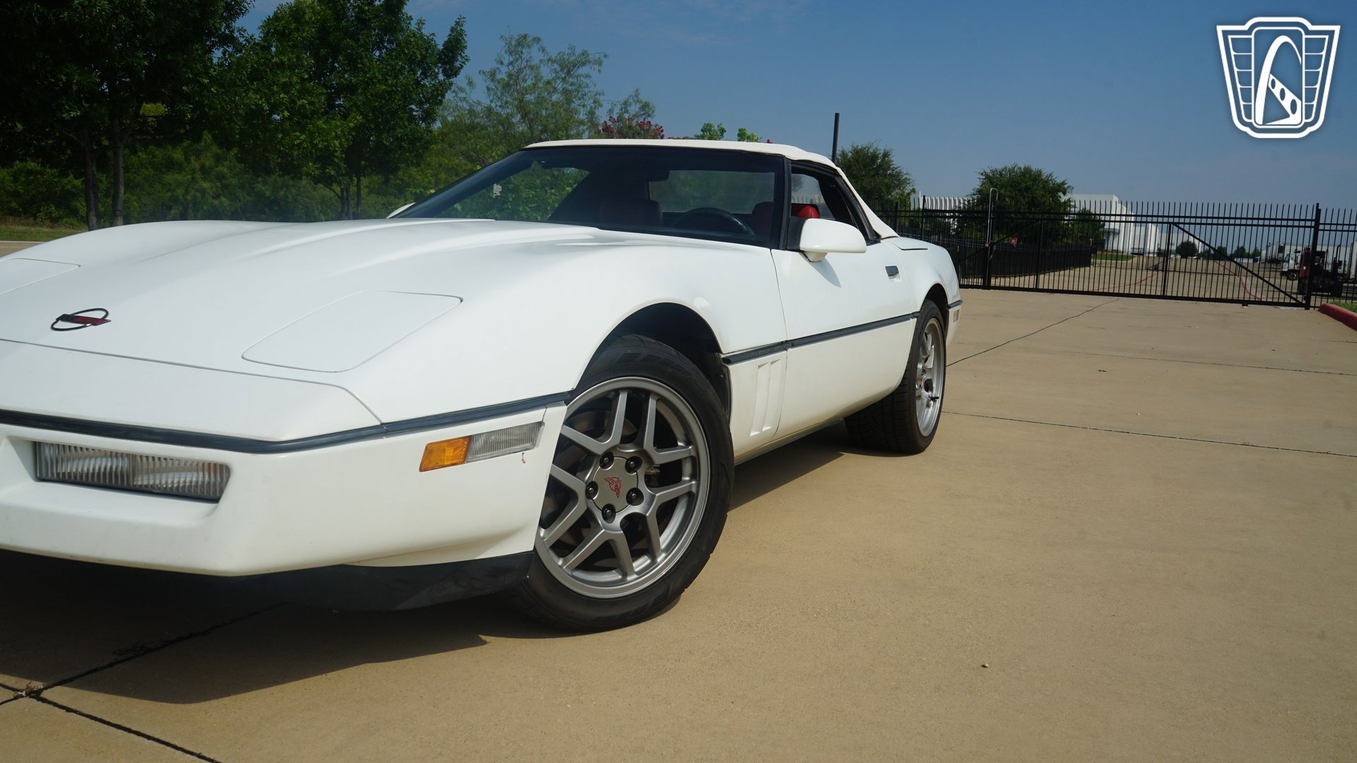 Used 1989 Chevrolet Corvette Convertible image 28