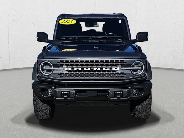 Used 2023 Ford Bronco Badlands image 2