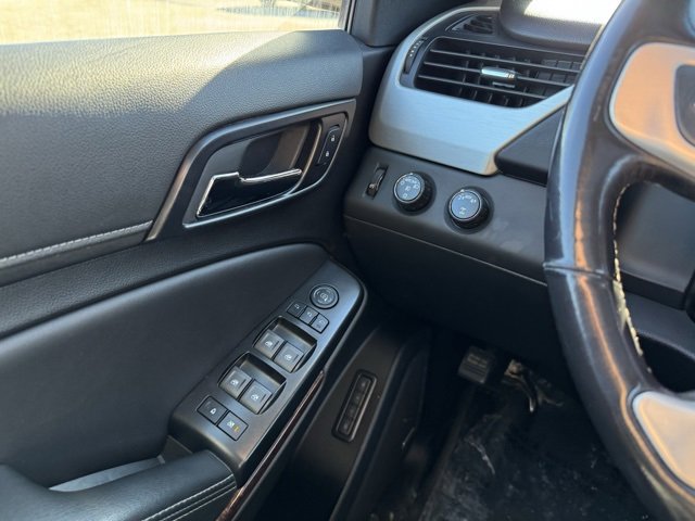 Used 2020 GMC Yukon SLT image 32