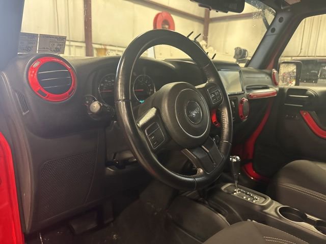 Used 2017 Jeep Wrangler Unlimited Sahara image 13