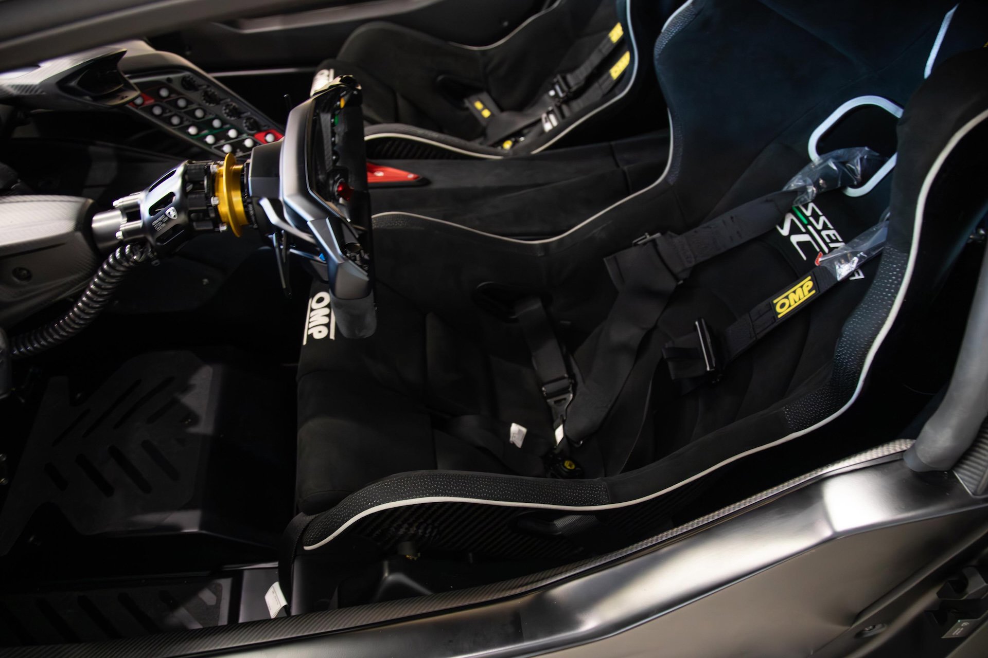 Used 2022 Lamborghini Aventador SVJ image 28