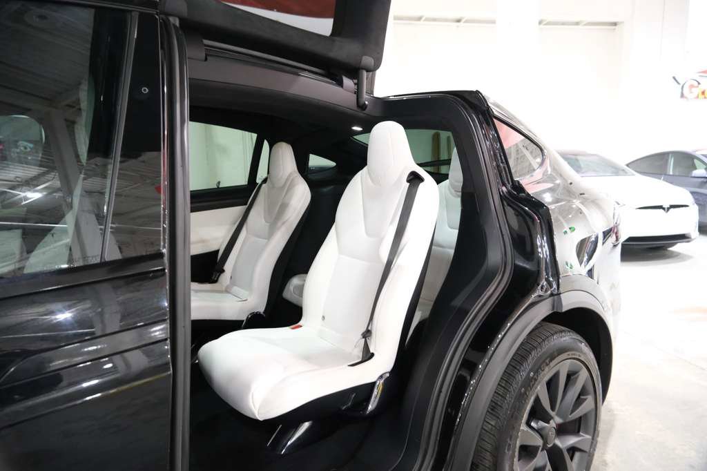 Used 2020 Tesla Model X Performance image 20