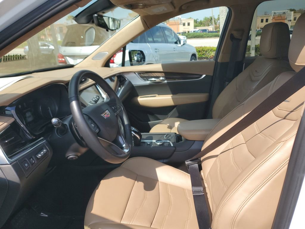 Certified 2024 Cadillac XT6 Premium Luxury w/ Platinum Package image 21