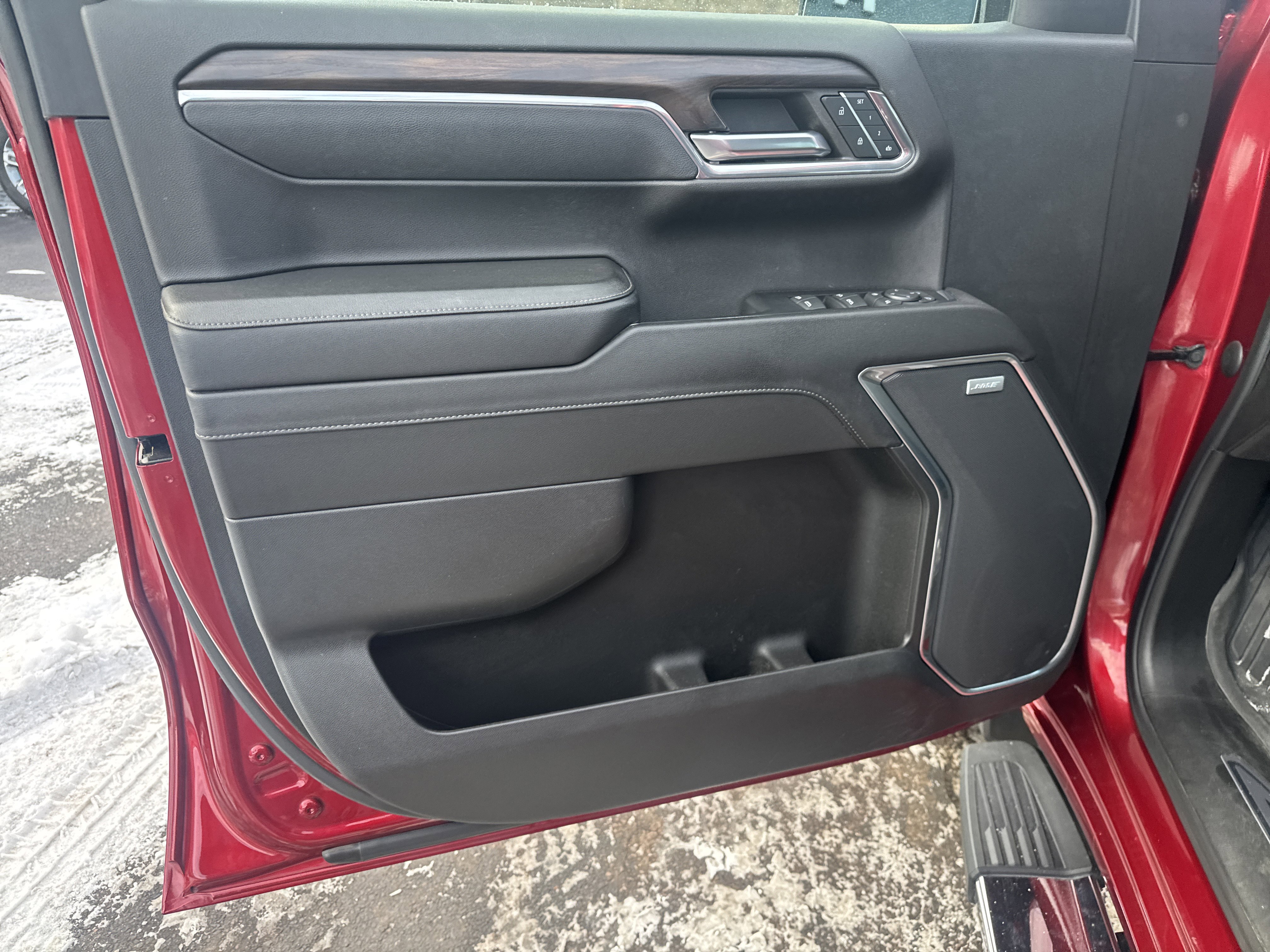 Used 2023 GMC Sierra 1500 SLT w/ SLT Premium Package image 15