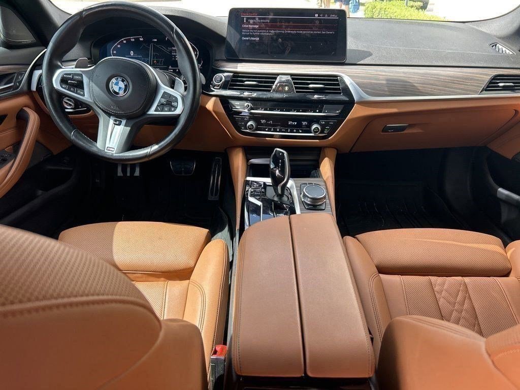 Used 2022 BMW 530i w/ M Sport Package image 11