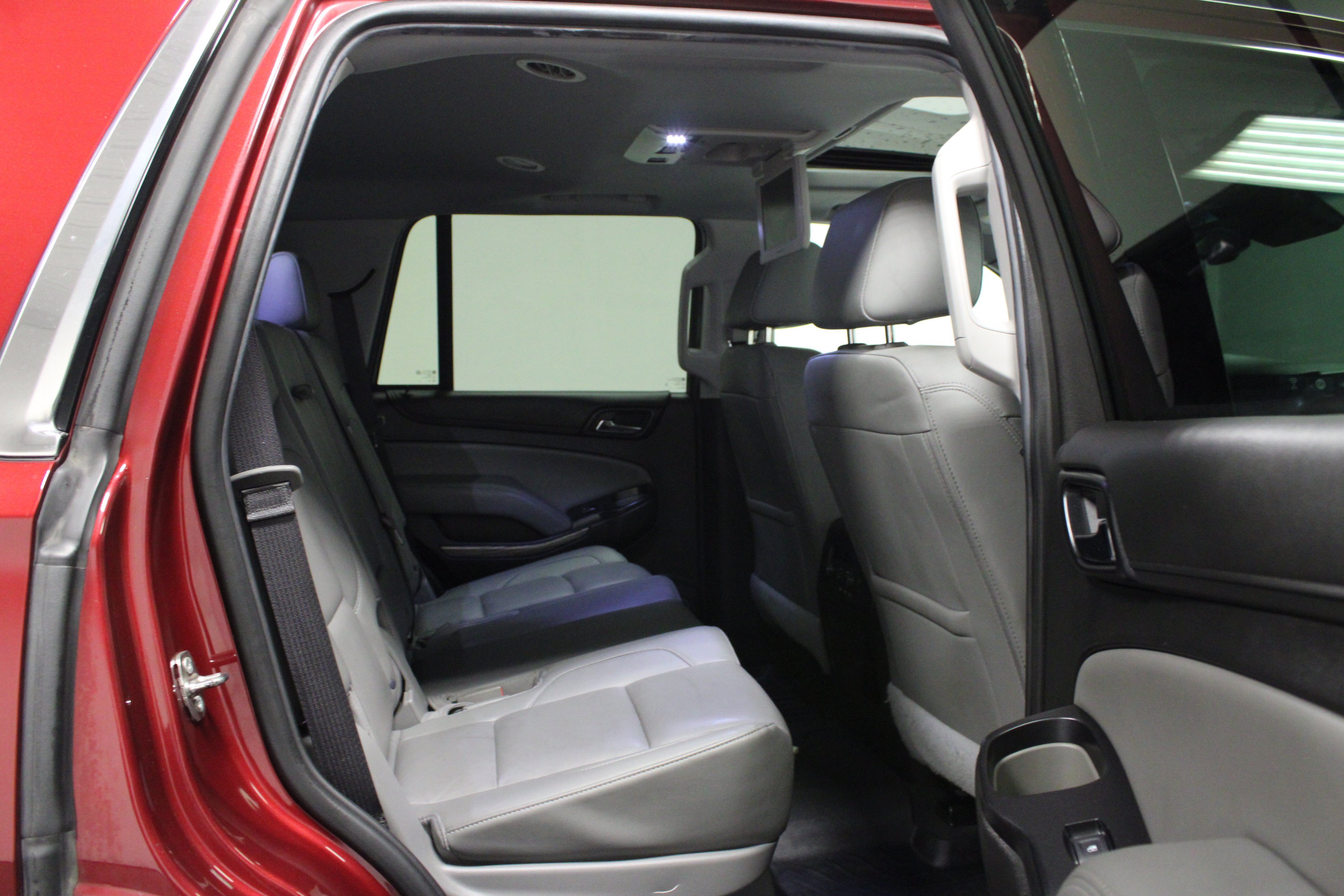 Used 2019 Chevrolet Tahoe LT AWD/4WD image 17