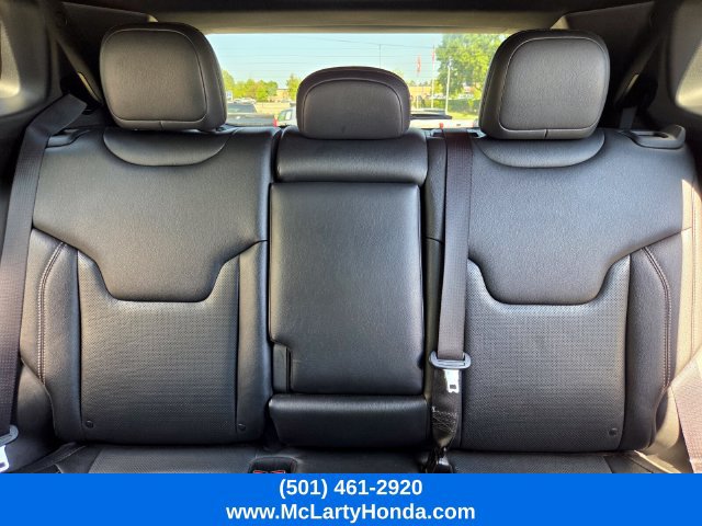 Used 2025 Jeep Compass Limited w/ Elite Group AWD/4WD image 11
