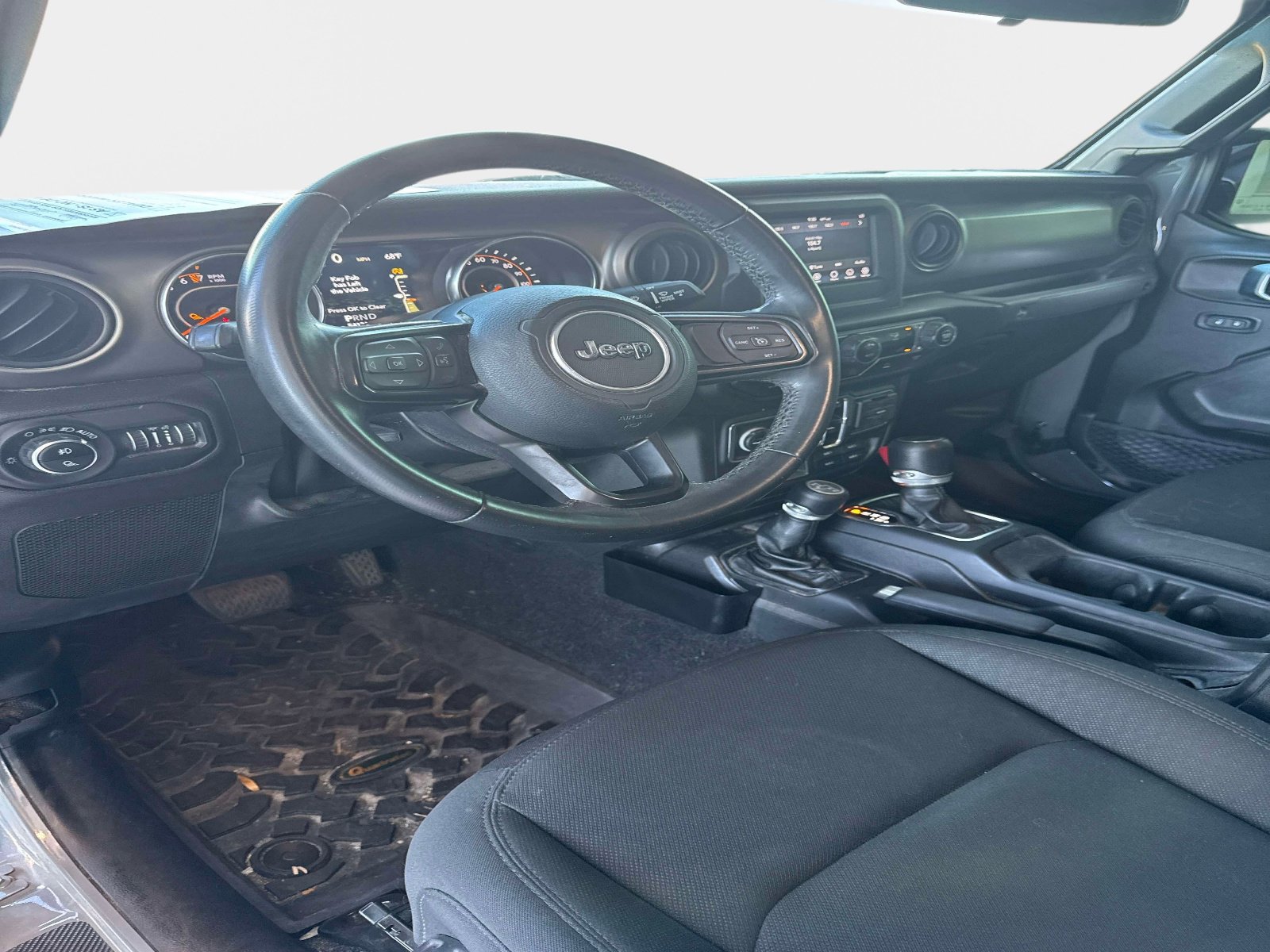 Used 2020 Jeep Gladiator Sport w/ Quick Order Package 24S image 10