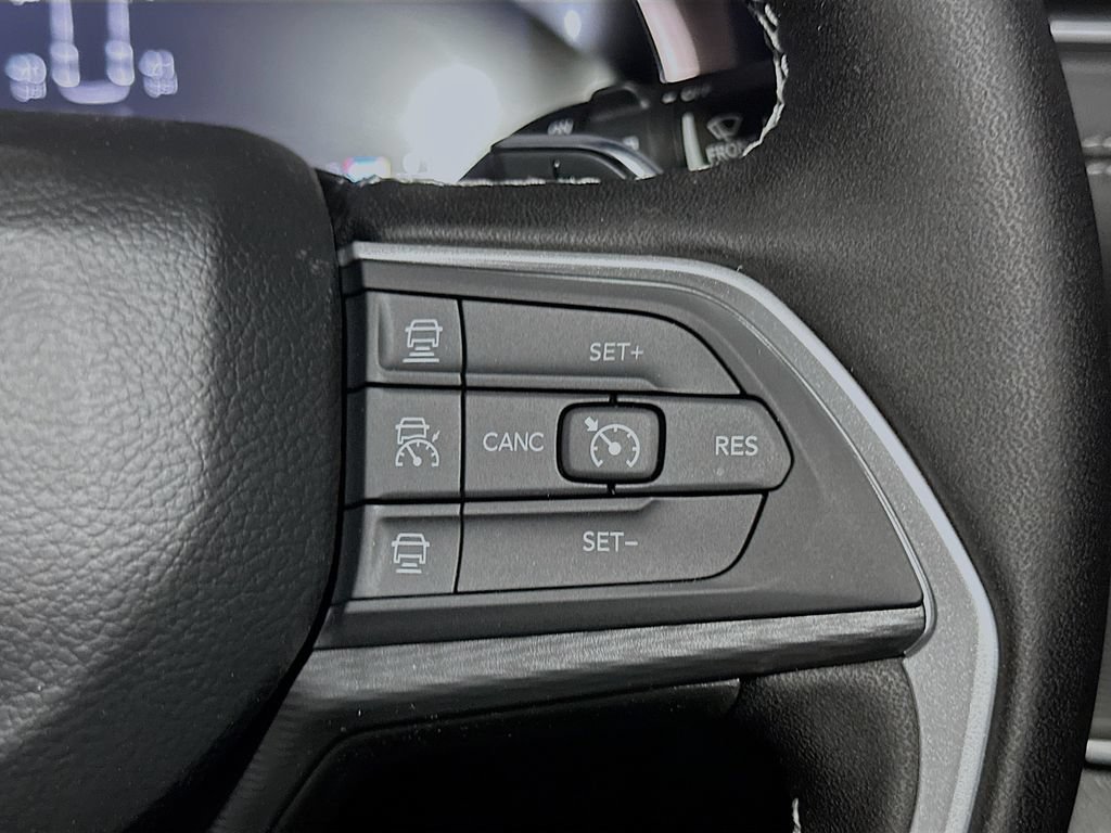 New 2025 Jeep Grand Cherokee L Altitude AWD/4WD image 29