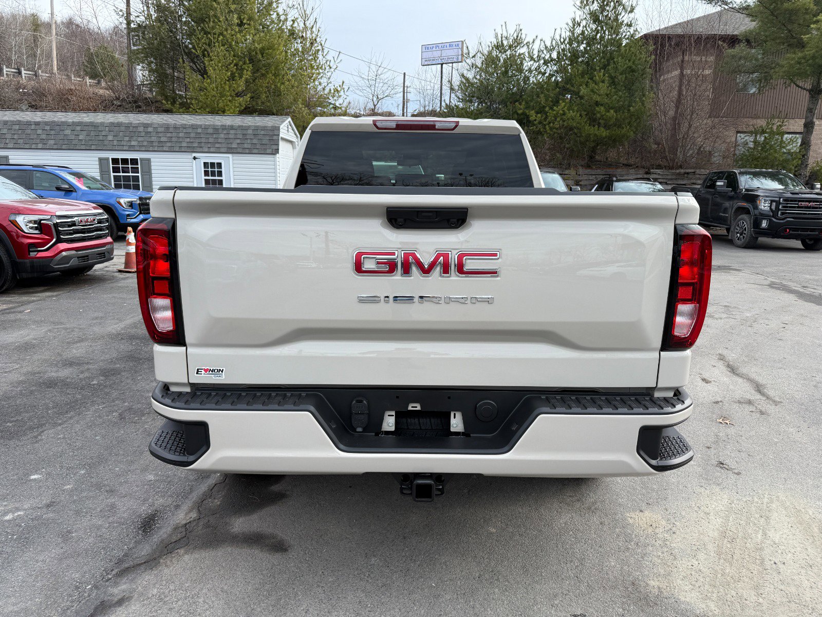 New 2026 GMC Sierra 1500 Pro w/ Graphite Edition AWD/4WD image 4