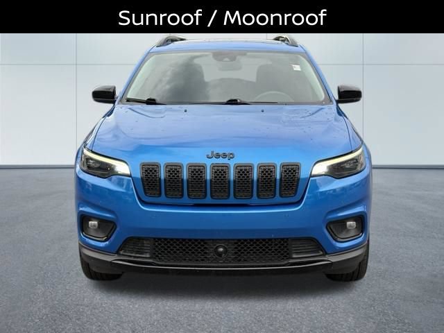 Used 2023 Jeep Cherokee Altitude Lux w/ Lux Elite Package AWD/4WD image 5