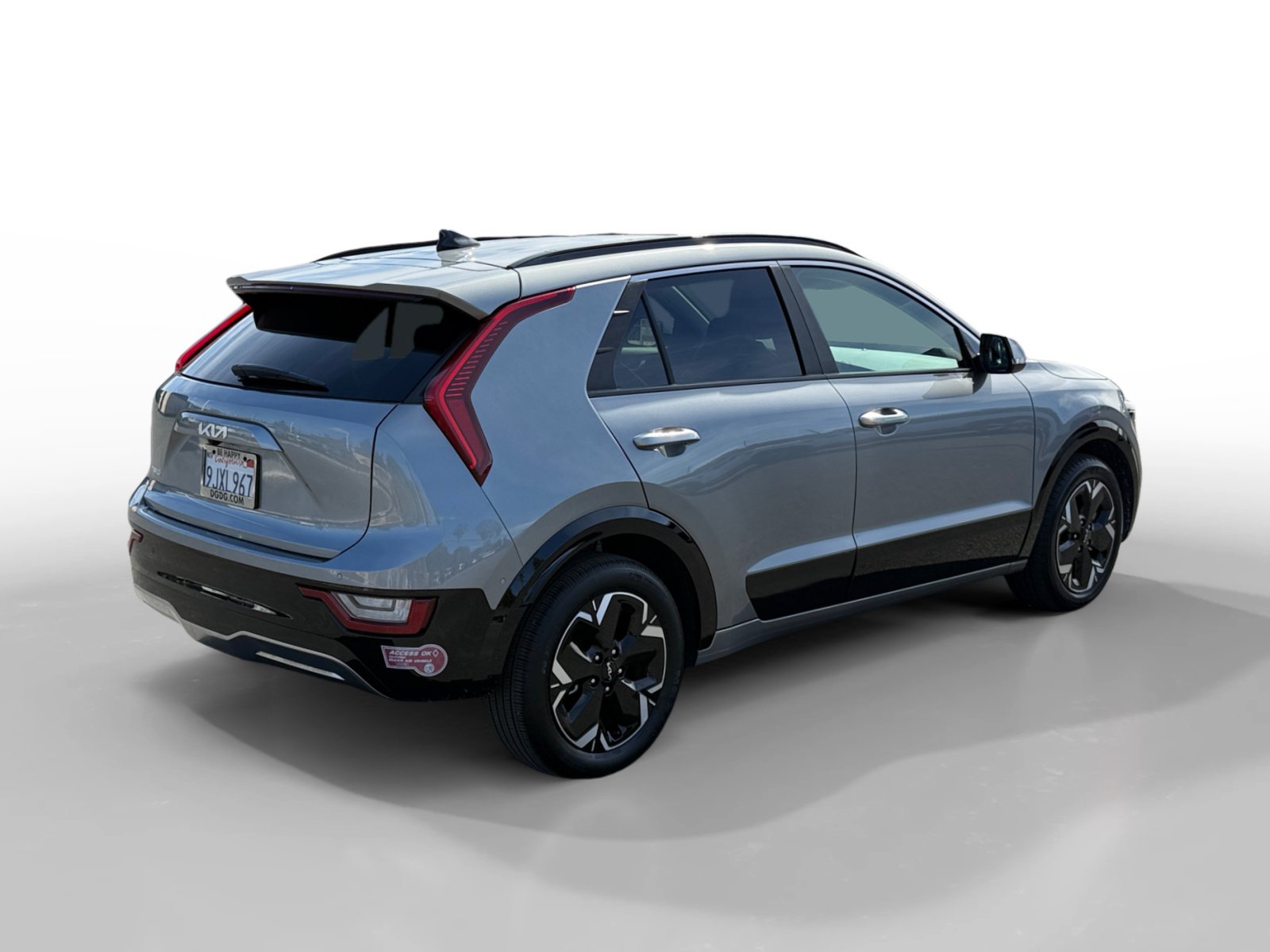 Certified 2024 Kia Niro Wave FWD image 5