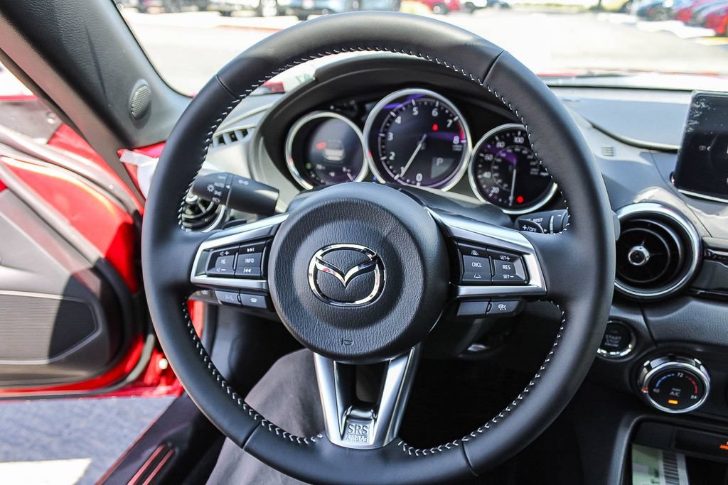New 2026 MAZDA MX-5 Miata Grand Touring w/ Weather Package RWD image 17
