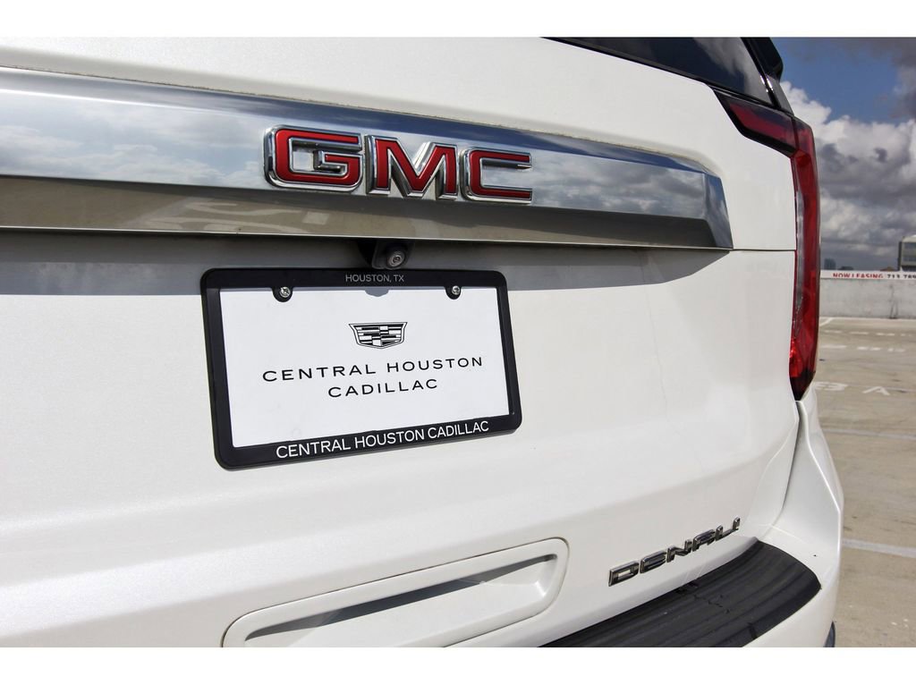 Used 2023 GMC Yukon XL Denali image 30
